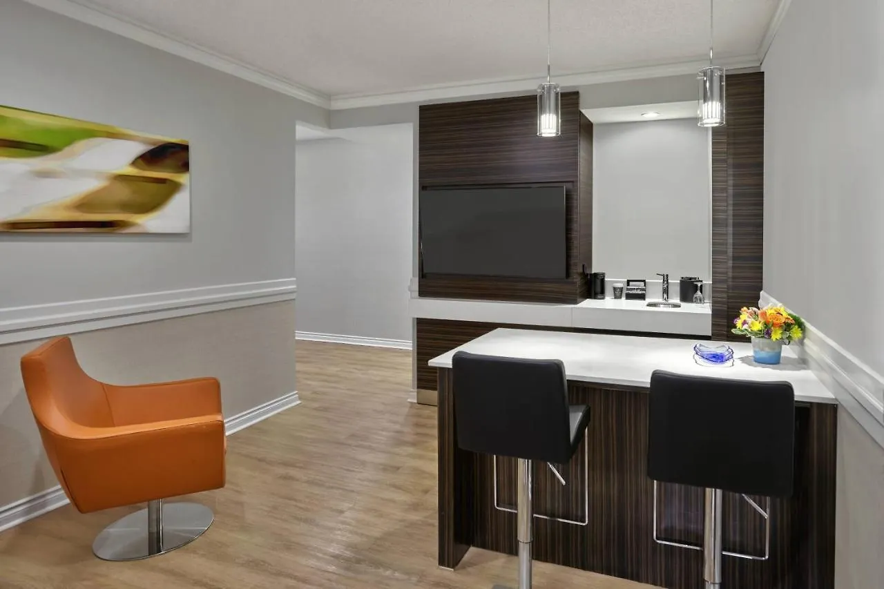 Delta Hotels By Marriott Edmonton Centre Suites Canada