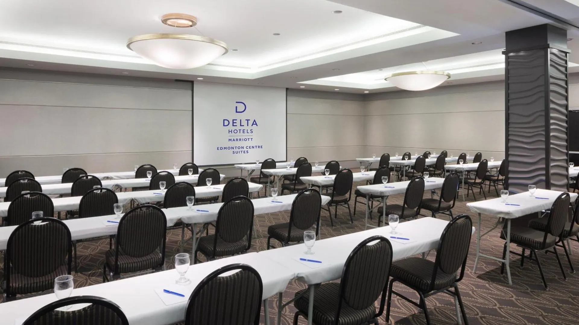 Delta Hotels By Marriott Edmonton Centre Suites Canada