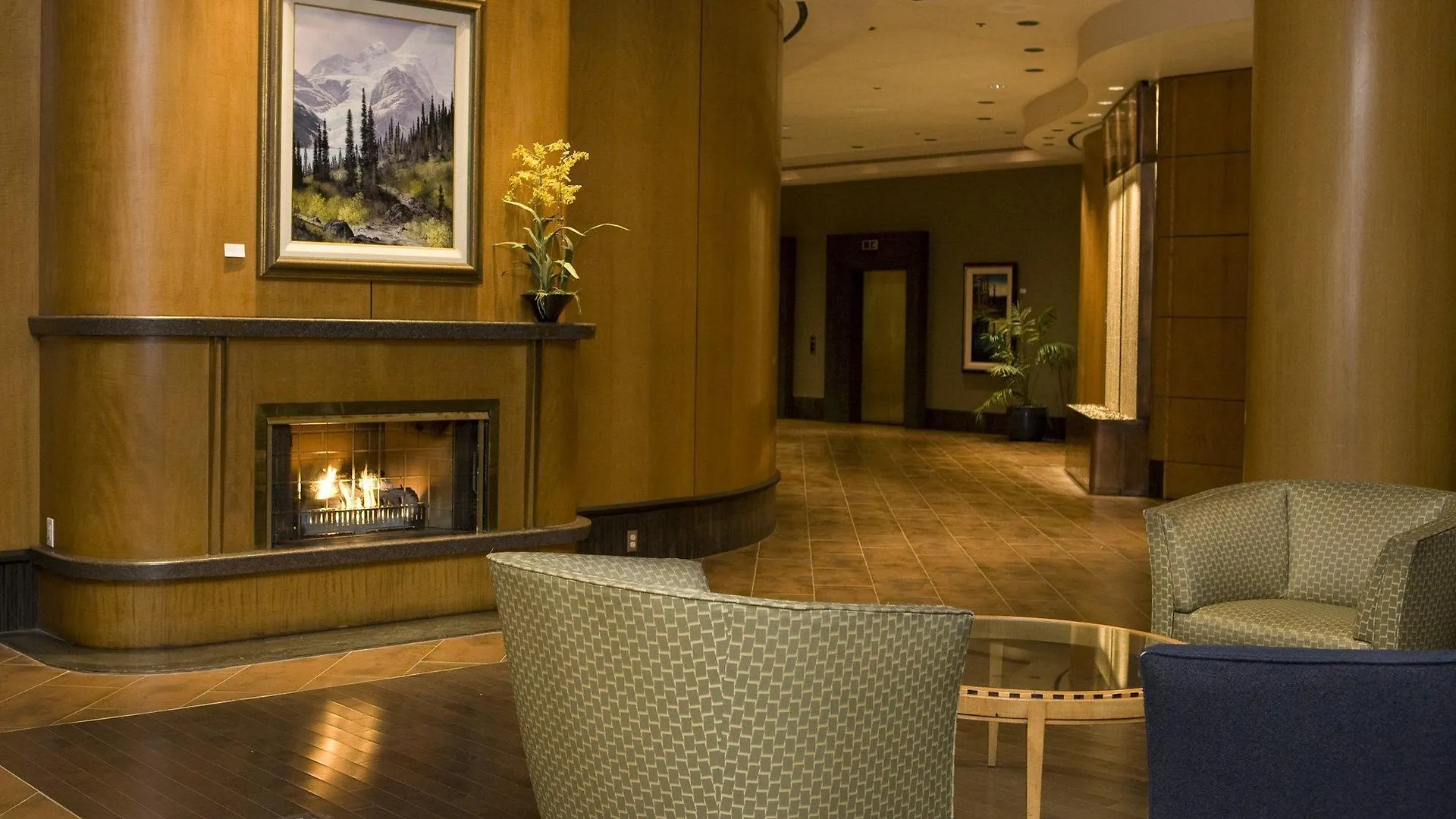 Delta Hotels By Marriott Edmonton Centre Suites 4*,  Canada